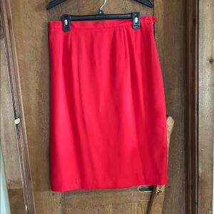 Red Knee-Length Pencil Skirt for Cocktail Events